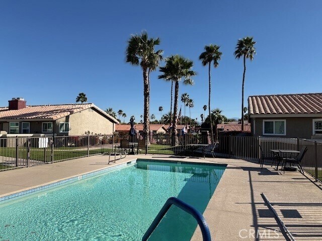 Building Photo - 79700 Ave 42