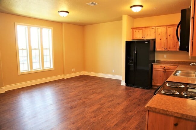 Building Photo - 971Circ