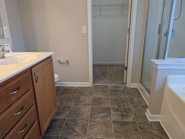 Building Photo - Pristine, move in ready Home located in th...