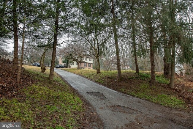 Building Photo - 202 Baltimore Pike