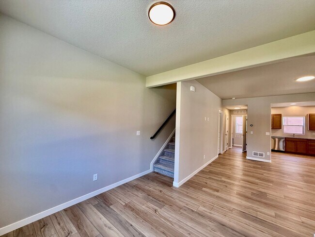 Building Photo - 5217 Palomino Ranch Point
