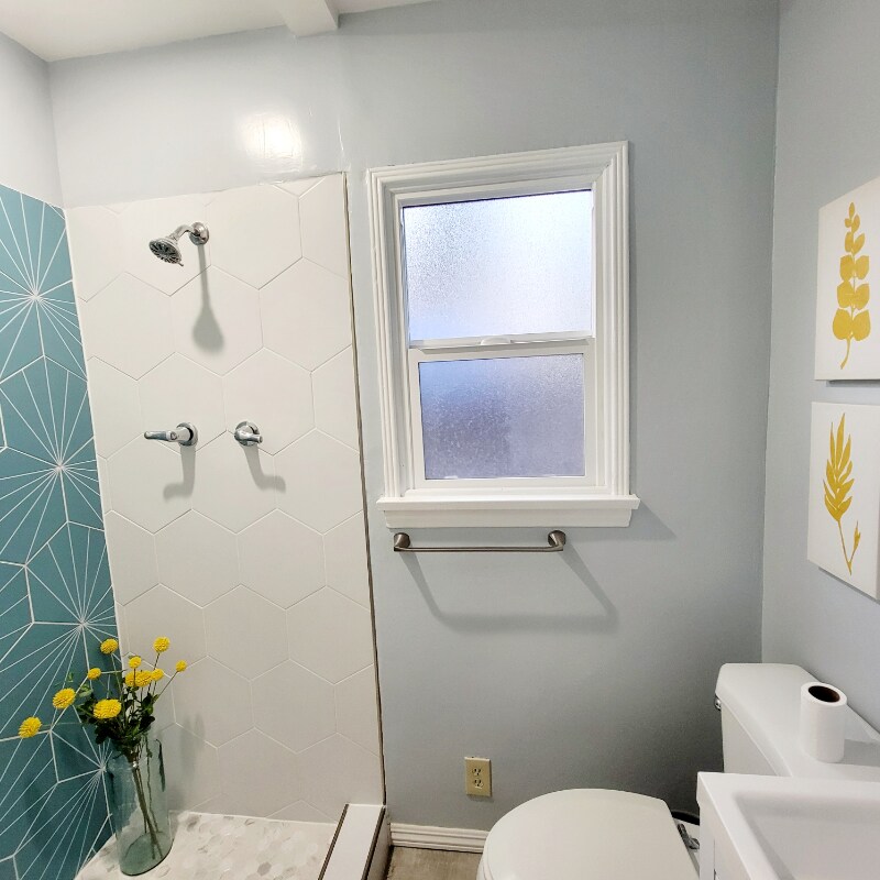 Building Photo - 6014 Hoover Ave