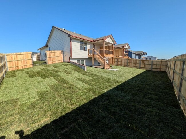 Building Photo - 9201 E Fox Pt Ct