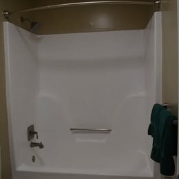 Building Photo - 318 S Main St