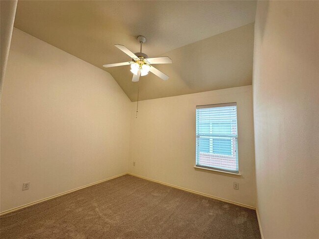 Building Photo - 24018 Indian Hills Way