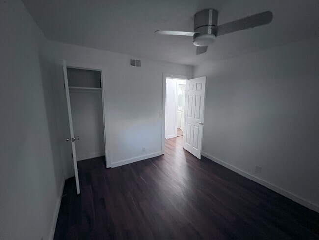 Building Photo - 2315 Dalebrook Ct