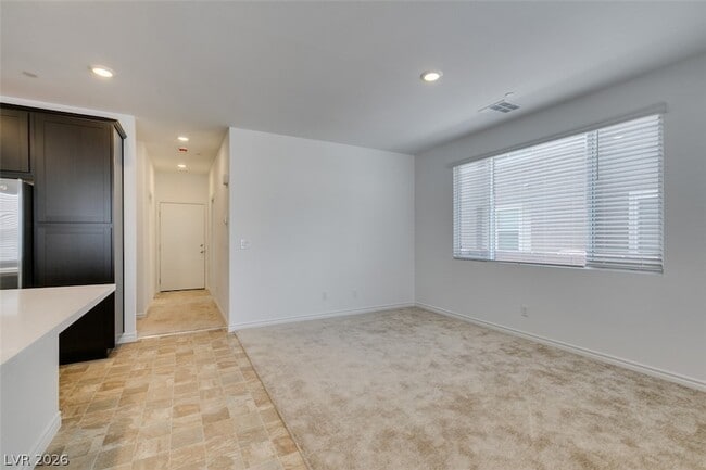 Building Photo - 1532 Eliana Xing Pl