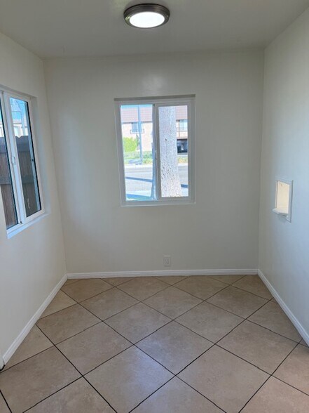Building Photo - 11734 1/2 Lakewood Blvd