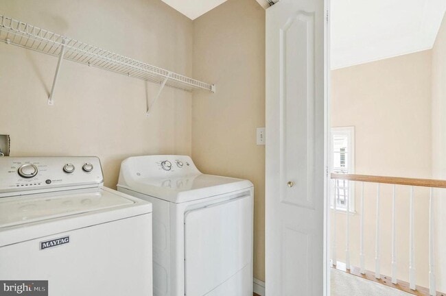 Building Photo - 9980 Cyrandall Dr