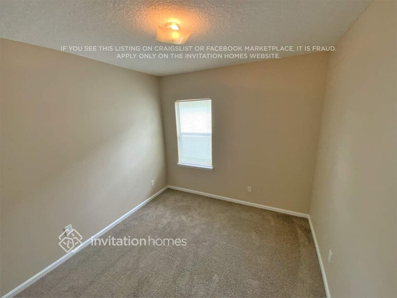 Building Photo - 14618 Falling Waters Dr