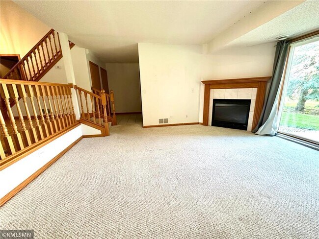 Building Photo - 1567 Dublin Ct