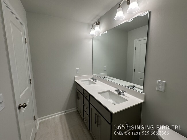 Building Photo - 1653 Singing Bird Trl