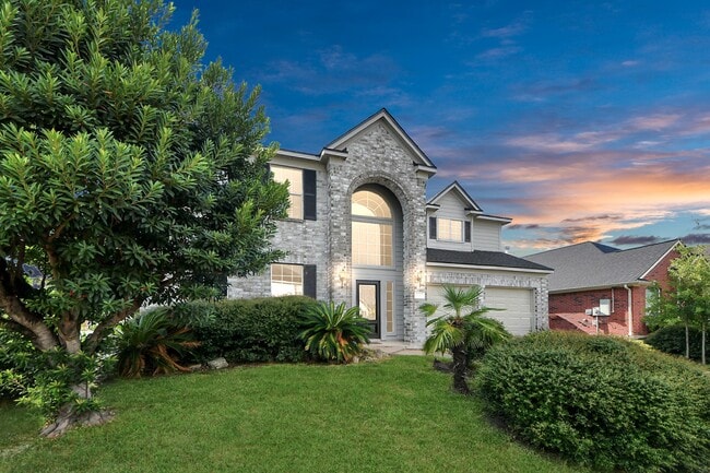 Building Photo - 17303 Quiet Grove Ln