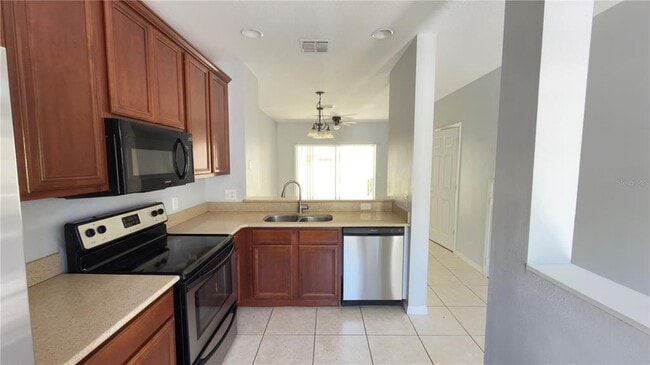 Building Photo - 8519 Trail Wind Dr