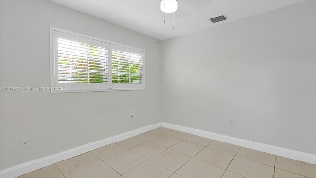 Building Photo - 2860 W 80th St