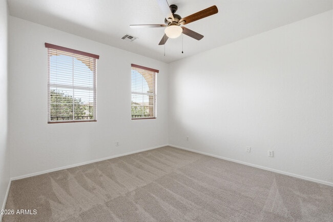 Building Photo - 4157 E Santa Fe Ln