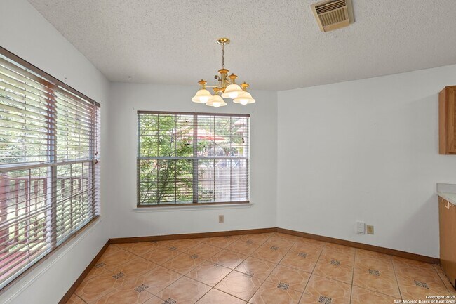 Building Photo - 10138 Sandbrook Hill