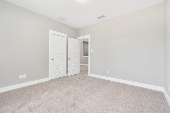 Building Photo - 2717 Ruhman Flds Dr