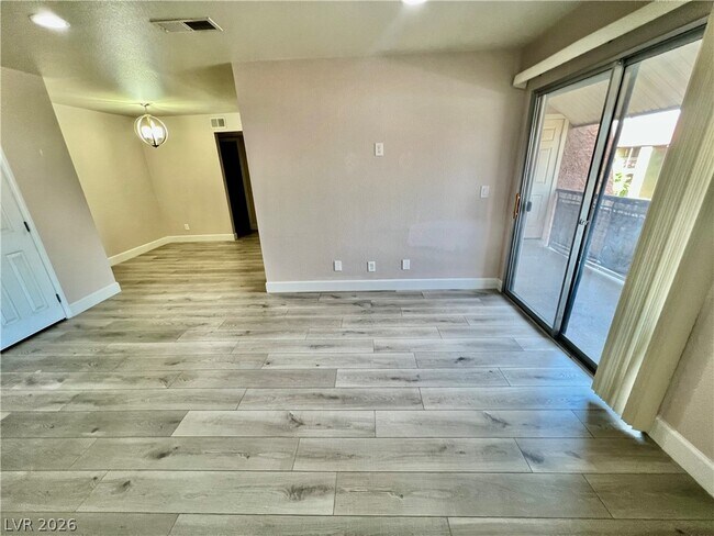 Building Photo - 5295 Indian River Dr