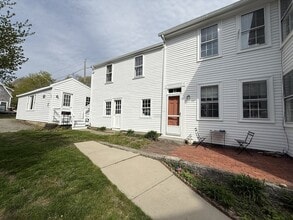 Building Photo - 32 Mount Pleasant St