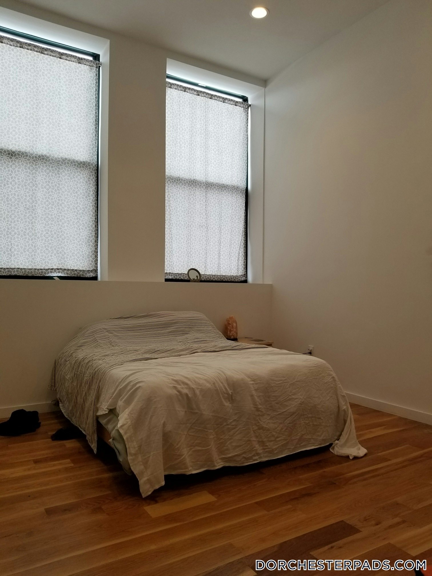 Building Photo - 600 Columbia Rd