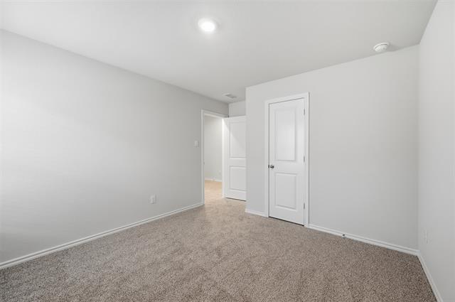 Building Photo - 537 Bronze Cir W