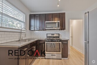 Building Photo - Bright and Welcoming One Bedroom Featuring...