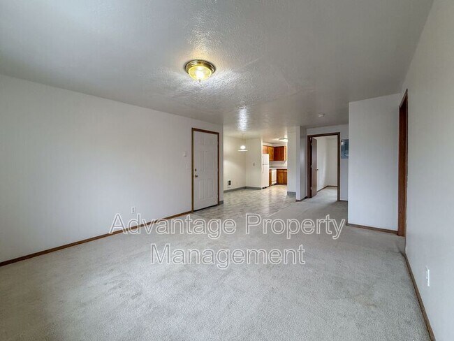 Building Photo - 240 S Monmouth Ave