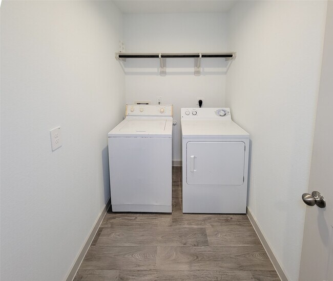 Building Photo - 7722 Caldwell Crk Wy