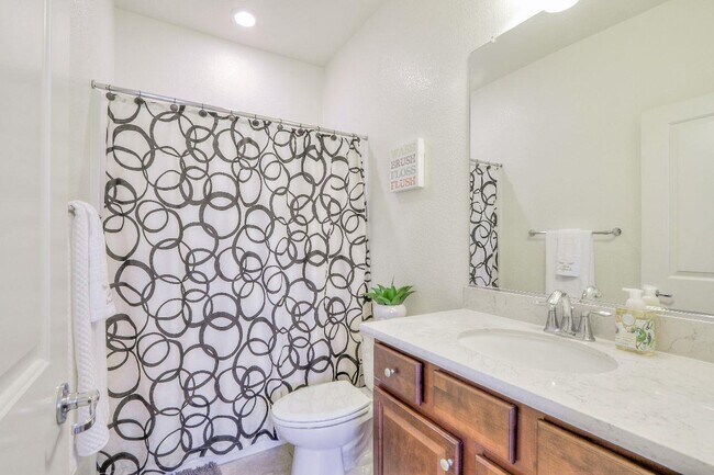 Building Photo - 267 Montalcino Cir