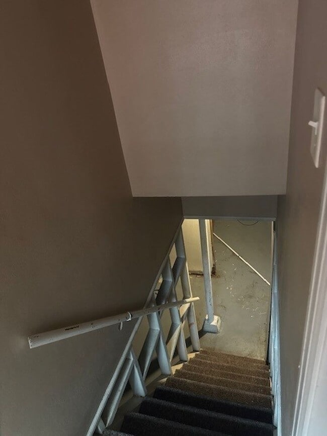 Building Photo - Charming 3-Bedroom Home Near Kenosha Dream Park