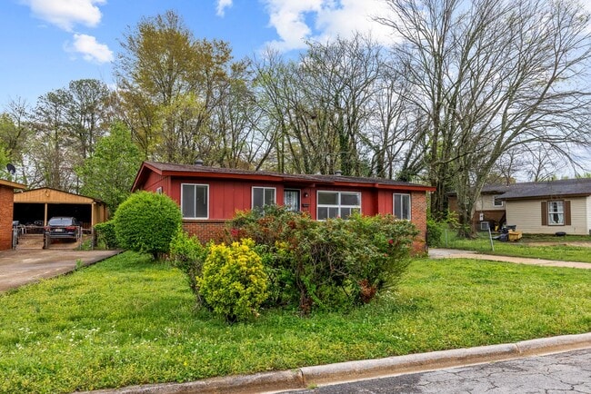 Building Photo - Charming 3 Bedroom, 2 Bathroom house