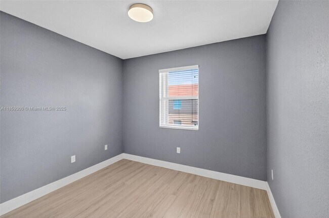 Building Photo - 14747 SW 25th Ln