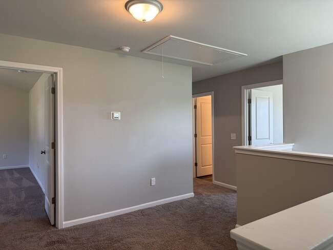 Building Photo - 259 Enclave Wy