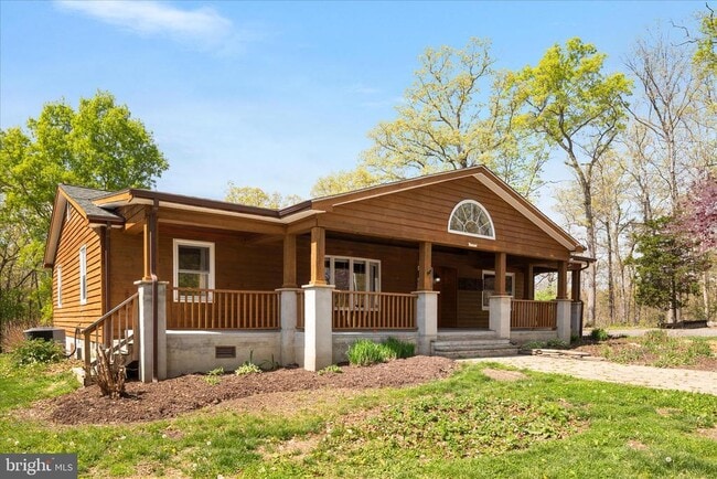 Building Photo - 716 Gafia Lodge Rd