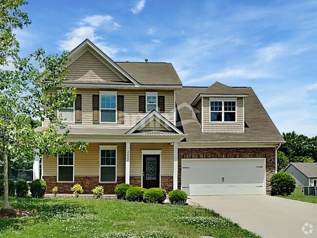 Building Photo - 2222 Kingstree Dr