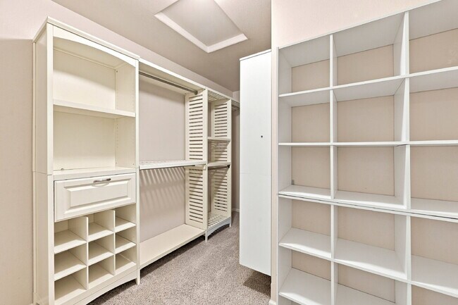 Building Photo - $1,895.95- 3-bed, 2.5-bath townhome in Colorado Springs!