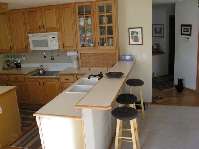Building Photo - Gorgeous 4BR Broomfield Home with large deck and fenced yard