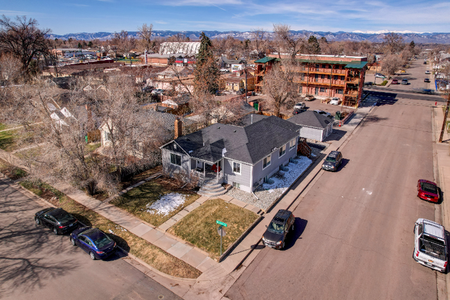 Building Photo - 3801 S Lincoln St