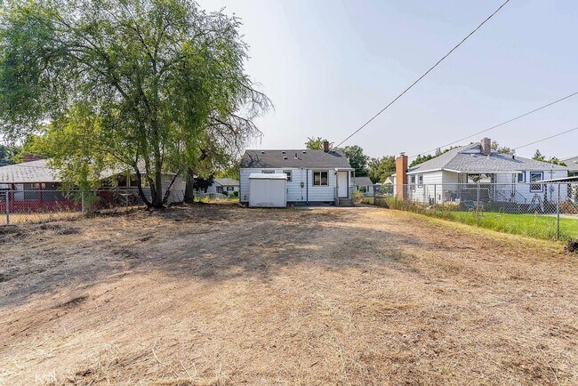 Building Photo - Charming, Updated 3 Bed Spokane Home w/ Fenced Yard and Storage Shed!
