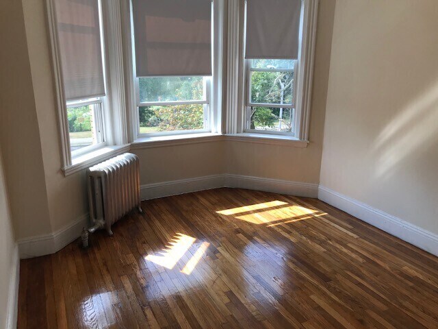 Building Photo - 1185 Boylston St