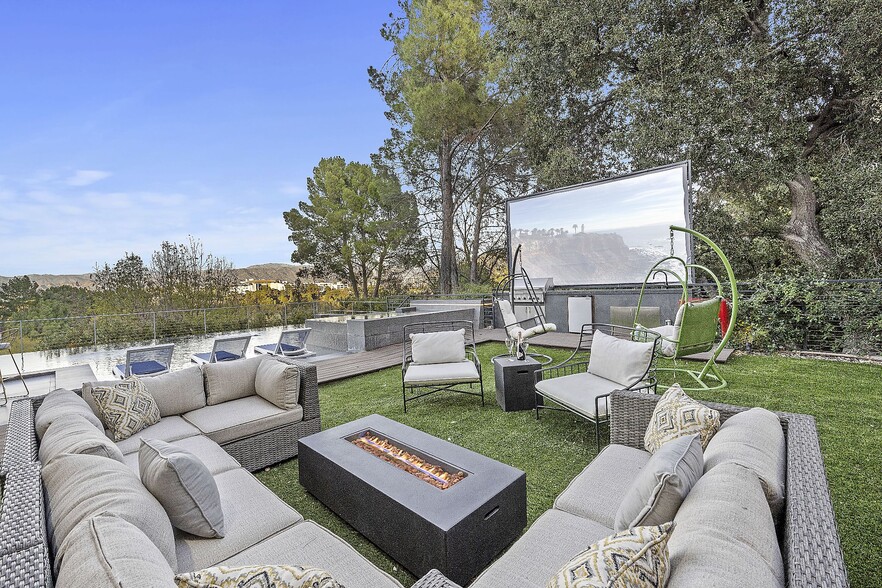 Building Photo - 3712 Broadlawn Dr