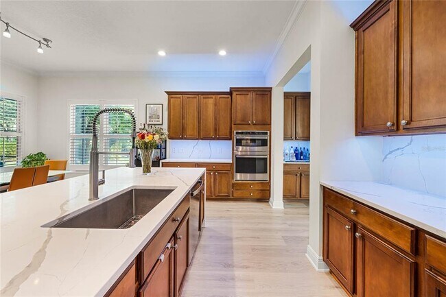 Building Photo - 3609 Simonton Pl