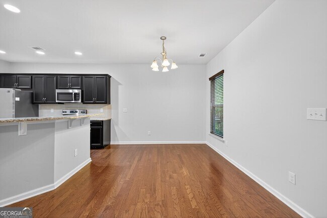 Building Photo - 118 Hardy Water Dr SE