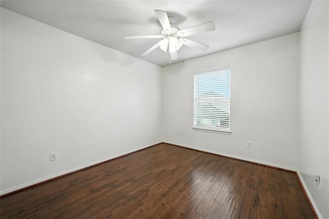 Building Photo - 3114 Holly Ranch Dr
