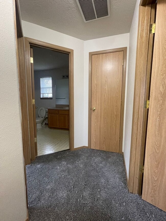 Building Photo - Move In Special! Enjoy $500.00 Off Your First Months Rent On This Freshly Updated Two Bedroom Pet...