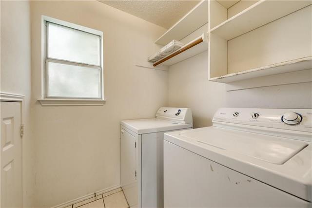 Building Photo - 6805 Hickory Creek