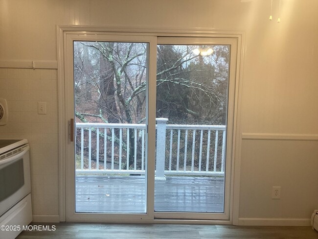 Building Photo - 25 King James Ln