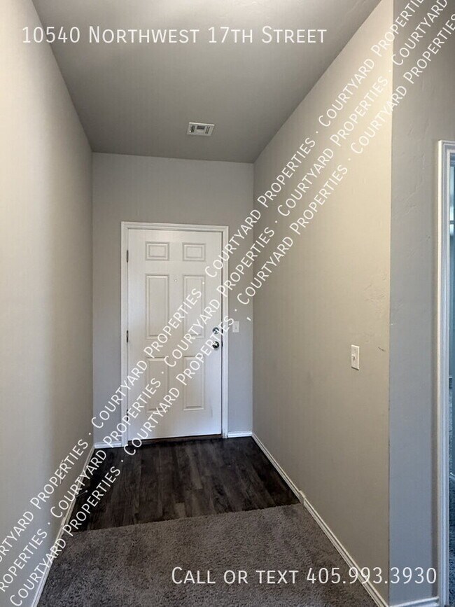 Building Photo - 10540 NW 17th St