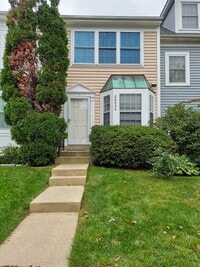 Building Photo - Beautiful 2BR 2BA Townhouse in Germantown ...